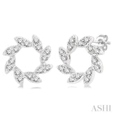 1/10 Ctw Floral Petite Round Cut Diamond Fashion Stud Earring in 10K White Gold
